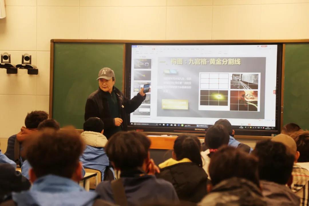 四川电影电视学院科研处