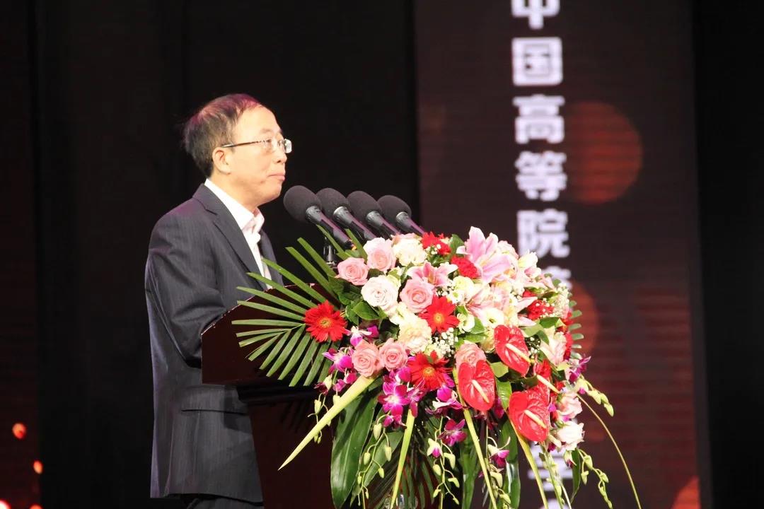 四川电影电视学院科研处