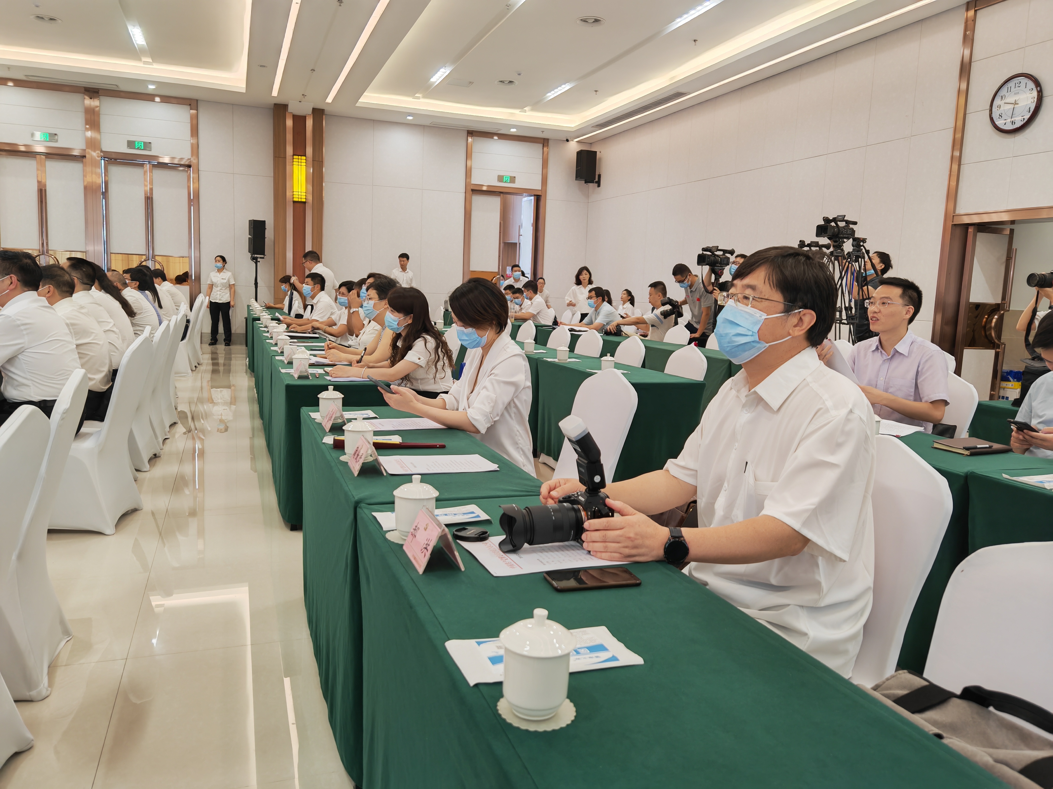 四川电影电视学院科研处